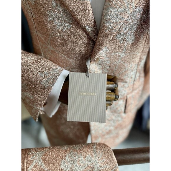 NWT INCREDIBLE One-of-a-Kind Coral Floral Peak Lapel Tom Ford Suit 38R US/48R IT - Picture 10 of 16